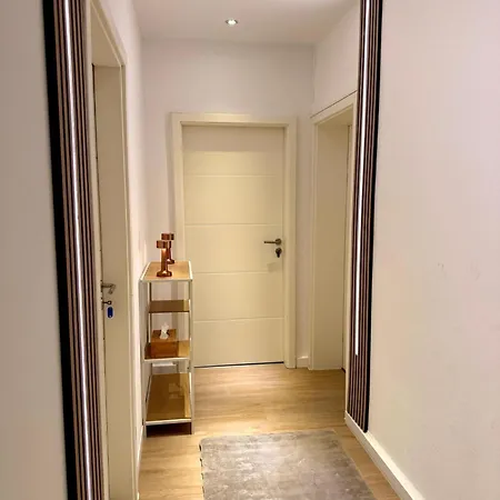 Luxury 3 In Hanover- Dawin Group Ug * Hannover